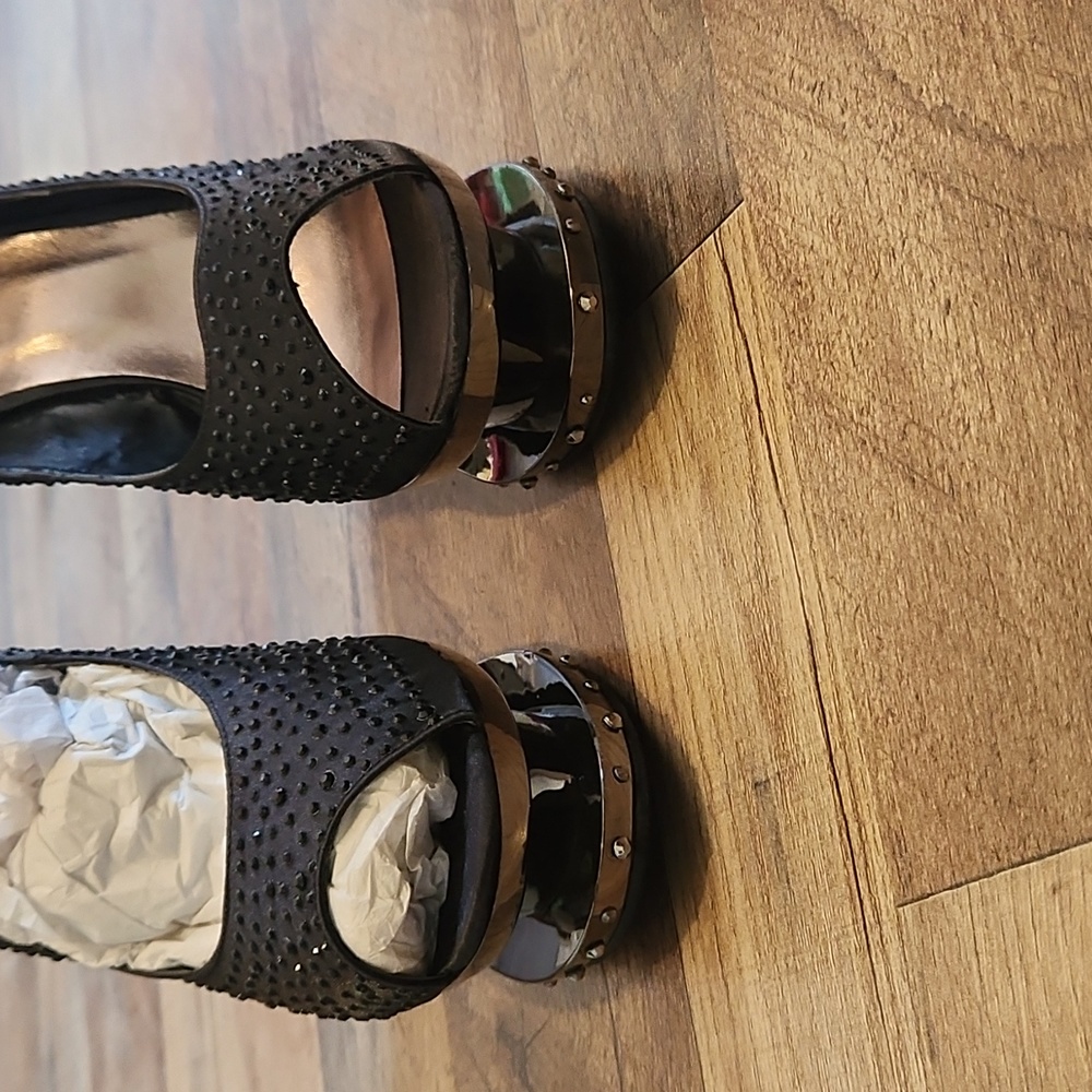 Wedges - Picture 7 of 16